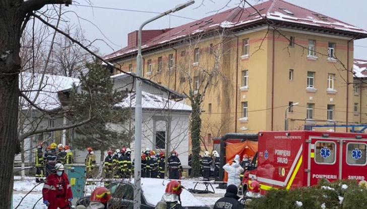 Пожарът е избухнал около 5 ч. в една от сградите на болница "Матей Балш"