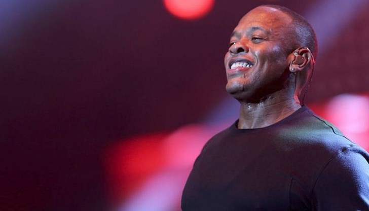 Миналата година "Форбс" го обяви за най-богатия музикант на десетилетието Миналата година "Форбс" го обяви за най-богатия музикант на десетилетието