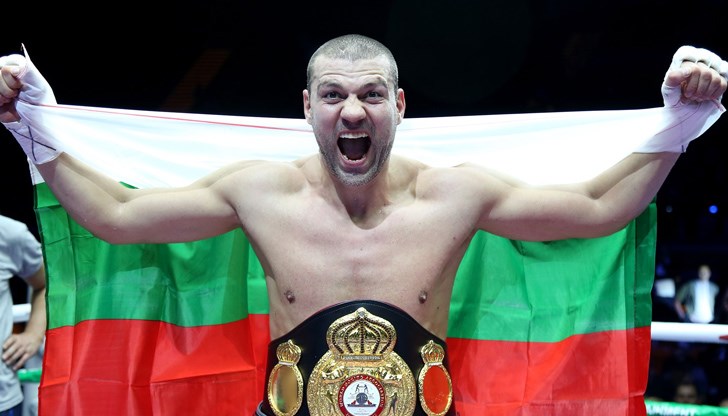 "Знаех, че няма да е лесно, но 16-ата вече е тук"!, написа Тервел Пулев в профила си във фейсбукс след победния си мач "Знаех, че няма да е лесно, но 16-ата вече е тук"!, написа Тервел Пулев в профила си във фейсбукс след победния си мач