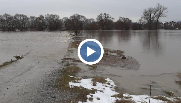 Най-тежко е положението в град Батановци и селата Ярджиловци и Черна гора