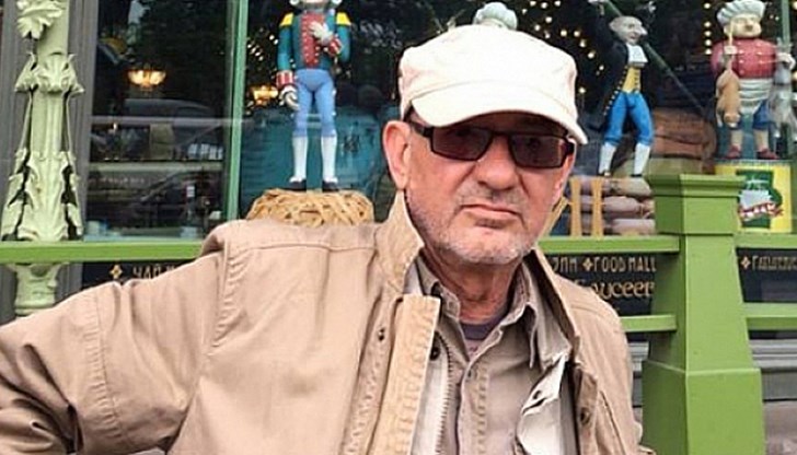 Този примитивен екземпляр Бойко наистина е толкова неадекватен, че дори не знае кой е той самия! Този примитивен екземпляр Бойко наистина е толкова неадекватен, че дори не знае кой е той самия!