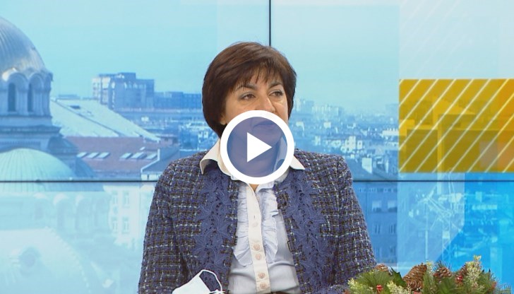 "Противопоказания има само за хората, които са имали алергичен шок от различни ваксини преди това", каза доц. Сталевска