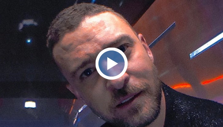 Всеки от албумите му се продава в над седем-милионен тираж по света, и той се утвърждава като един от най-успешните в комерсиалната музика творци