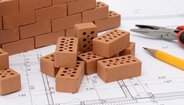 Жители на селото са подали сигнал, че нерегламентирано се разкопава в близост до имотите им