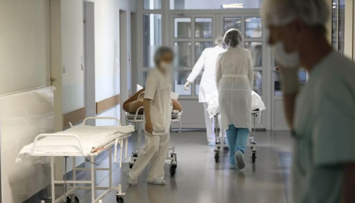 Кражбата е била установена от съпругата му часове след като получила тъжното известие