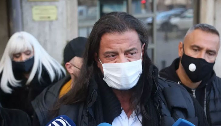 Плашат с гражданско неподчинение по примера на колегите им от Италия