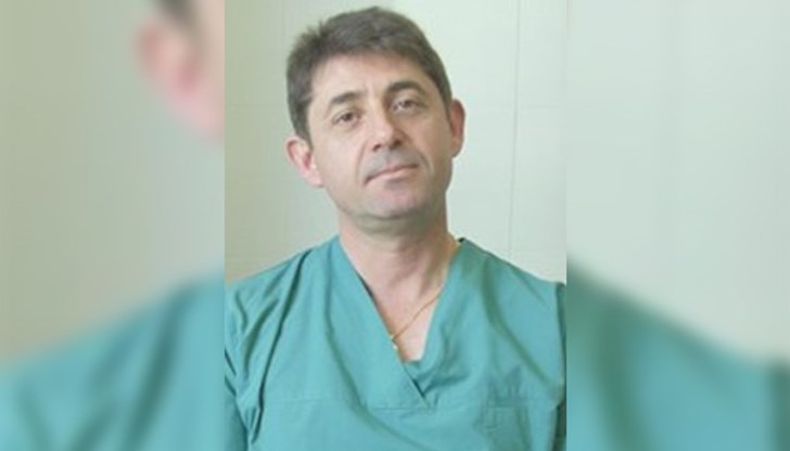 Д-р Димитров е един от малкото лекари, които имат американска диплома за лечение на COVID-19 Д-р Димитров е един от малкото лекари, които имат американска диплома за лечение на COVID-19