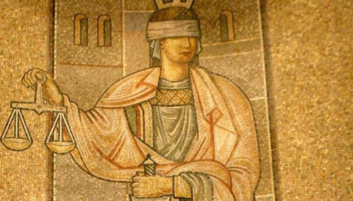 Делото е по жалба на подсъдимия Илиян Павлов, който обжалва присъдата, постановена му от Окръжния съд в Русе