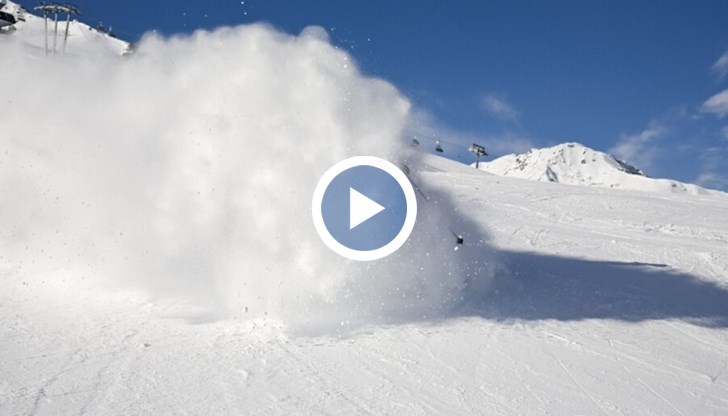 През целия ден от ПСС предупреждаваха за опасността от свличания на снежни маси