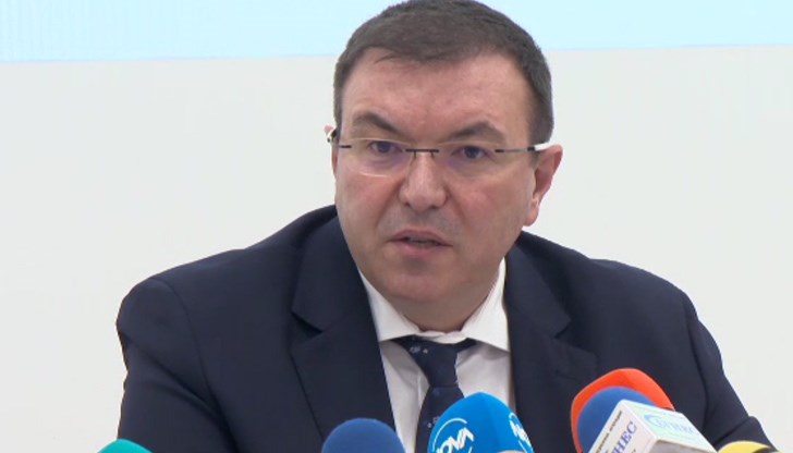 Всеки ваксиниран, който има електронен подпис, може да получи електронния си сертификат и да имат достъп до пациентското си досие