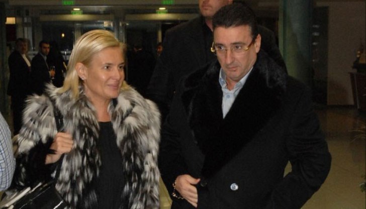 Те са обвинени в данъчни престъпления и пране на пари Те са обвинени в данъчни престъпления и пране на пари