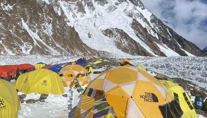 Първи смъртен случай помрачи успеха на интернационалната експедиция