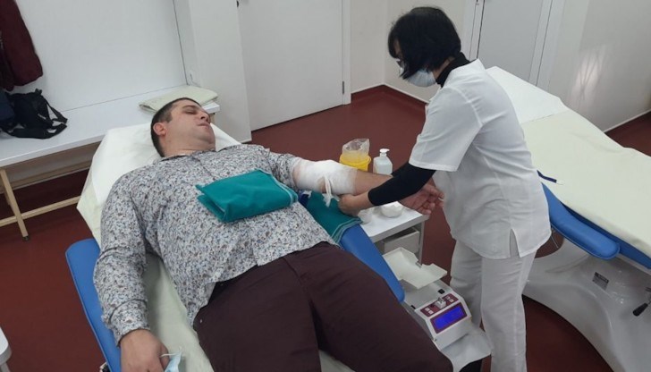 Председателят на Общинския съвет се надява чрез своя личен пример ще помогне на нуждаеща се жена да намери кръводарители