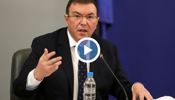 Както и ефекта от връщането на децата в детските градини и на най-малките ученици в класните стаи