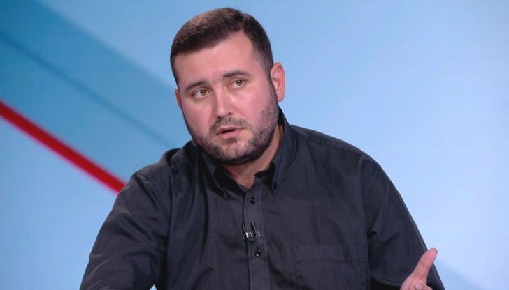 Според д-р Трифон Вълков близо 3 000 000 българи са се срещнали с вируса Според д-р Трифон Вълков близо 3 000 000 българи са се срещнали с вируса