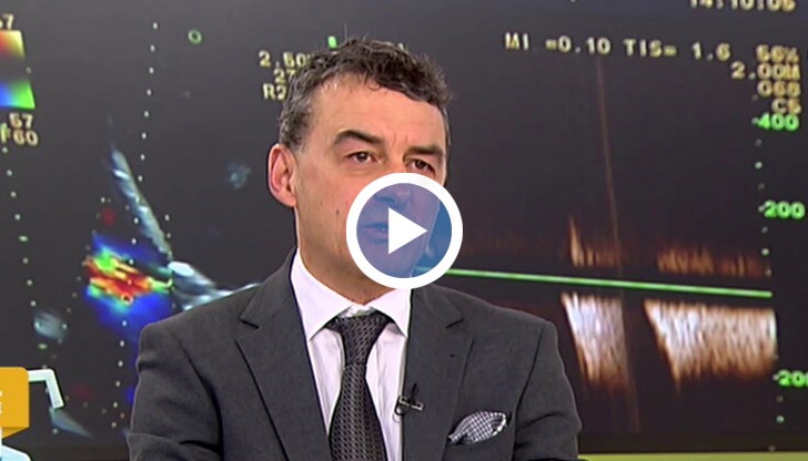 „В началните месеци на пандемията се появиха съобщения от Великобритания за т.нар. „Long COVID-19”. Тогава се забеляза втори пик на заболявания, които протичат по различен начин. Пациентите вече бяха PCR-негативни, но с изработени антитела от късната фаза на инфекцията. Това по-скоро е познатата цитокинова буря“, коментира проф. Иво Петров