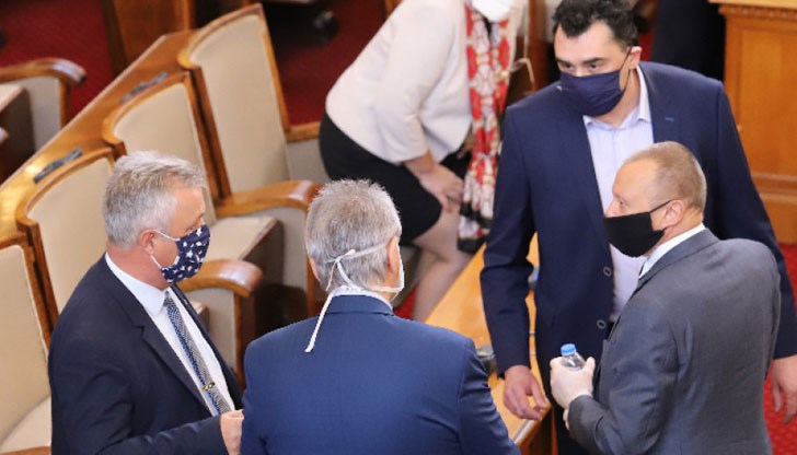 Русенският депутат остава извън парламента след предстоящите избори