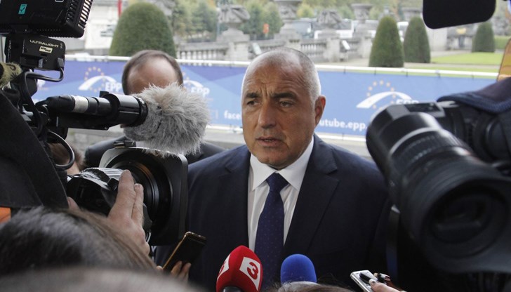 Борисов избягва въпросите на български журналисти от началото на юли миналата година, не участва в пресконференции и излъчва само изявления в каналите си в социалните мрежи