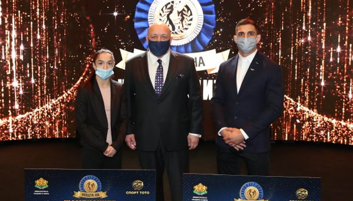 Спортното министерство погази оригиналната анкета сред спортните журналисти, която води началото си от 1958 г. Спортното министерство погази оригиналната анкета сред спортните журналисти, която води началото си от 1958 г.