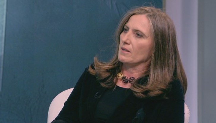 В момента обаче Борисов се опитва подличко да се освободи от дългогодишния си партньор, твърди Елисавета Панова, която написа отворено писмо до премиера В момента обаче Борисов се опитва подличко да се освободи от дългогодишния си партньор, твърди Елисавета Панова, която написа отворено писмо до премиера