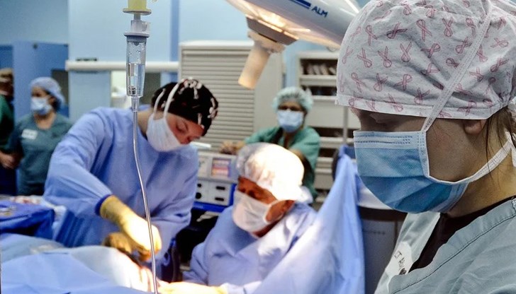 Здравните власти са категорични, че при нова вълна на заразата с коронавирус, достъпът до болниците отново ще бъде ограничен Здравните власти са категорични, че при нова вълна на заразата с коронавирус, достъпът до болниците отново ще бъде ограничен