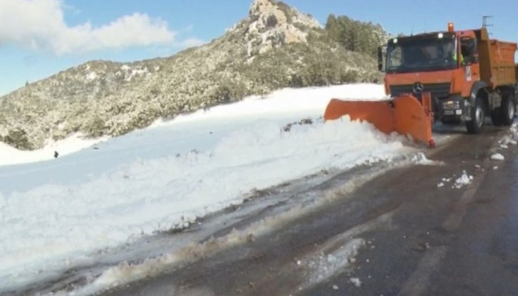 Сняг и минусови температури в Мароко