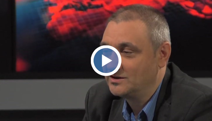 "Аз смятам, че освен, че става дума за много пари, това е способността на правителствата да поискат да се явят като един спасител на нацията", каза проф. Чорбанов