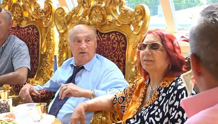 Кирил Рашков, дъщеря му и внукът му търкат нарове по затворите