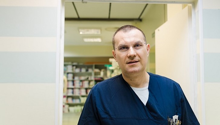 "И COVID, и сърдечносъдовите болести са толкова смъртоносни заради отказа от промяна в начина на живот", категоричен е лекарят "И COVID, и сърдечносъдовите болести са толкова смъртоносни заради отказа от промяна в начина на живот", категоричен е лекарят