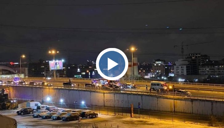 8 автомобила са се сблъскали, има пострадали