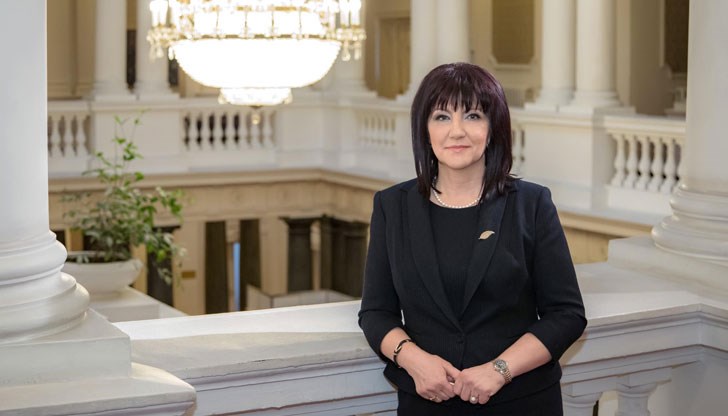 Хубаво е, че президентът разбра, че има COVID криза, но консултациите са закъснели Хубаво е, че президентът разбра, че има COVID криза, но консултациите са закъснели