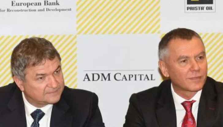 Като лидери на престъпната група за длъжностни престъпления, незаконен внос, съхранение и управление на опасни отпадъци ще бъдат съдени Красимир Живков и Атанас Бобоков. Те ще са главните действащи лица по делото, а останалите са участници, включително и Пламен Бобоков Като лидери на престъпната група за длъжностни престъпления, незаконен внос, съхранение и управление на опасни отпадъци ще бъдат съдени Красимир Живков и Атанас Бобоков. Те ще са главните действащи лица по делото, а останалите са участници, включително и Пламен Бобоков