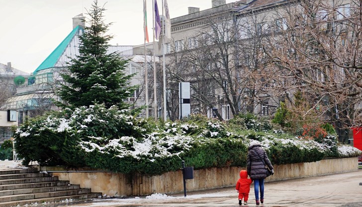 На всички именици – Честито! На всички именици – Честито!