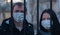 Центърът по контрол на заболяванията на САЩ: Носете по две маски