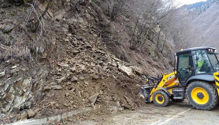 Така, както сме я подкарали, не дай Боже, да се приближаваме към поредния национален траур…