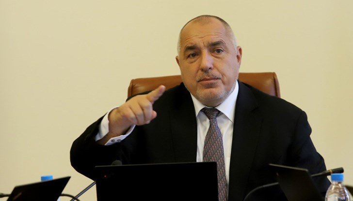 “Проветряване, повече нови лица, нови хора, които да мислят с главите си. Дето се вика, 10-15 години нямаше голямо значение дали са на отделните градове", разсъждава премиерът Борисов