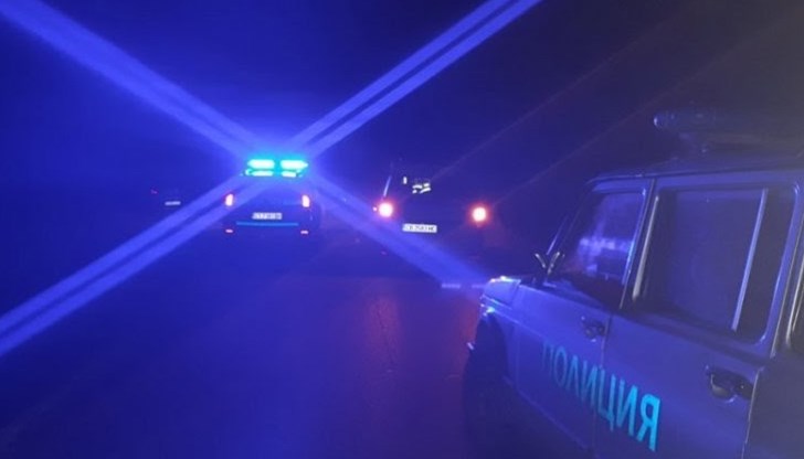 На около 2 метра от автомобила е намерен трупа на 33 годишен несебърлия На около 2 метра от автомобила е намерен трупа на 33 годишен несебърлия