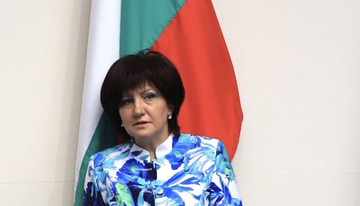 "Ясно е, че влезнахме в предизборна кампания", изтъкна още Караянчева