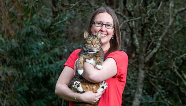 Джули-Ан открива "свръхсилата си" си за връзка с животните през 2012 г.