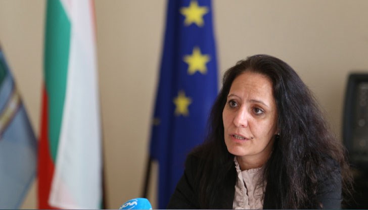 Станиславова е призована да върне 7 000-те лева Станиславова е призована да върне 7 000-те лева