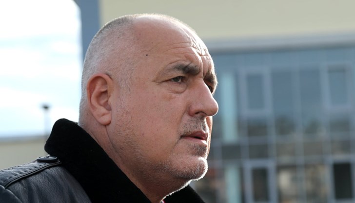 За съжаление, все още има гласове, че този престъпен акт е "необходимо и неизбежно правосъдие" За съжаление, все още има гласове, че този престъпен акт е "необходимо и неизбежно правосъдие"