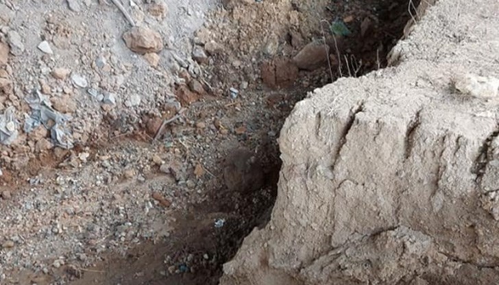 Потърпевшата си счупила прешлен на шията и по-късно починала в болница