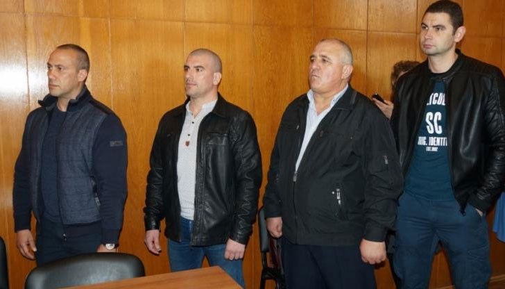 Те са обвинени за смъртта на турски бракониер