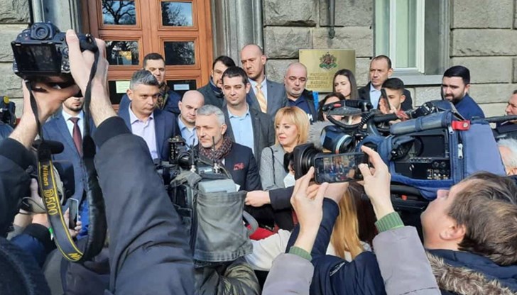 Мая Манолова: Парите вече няма да следват Борисов, а ще следват обикновените хора