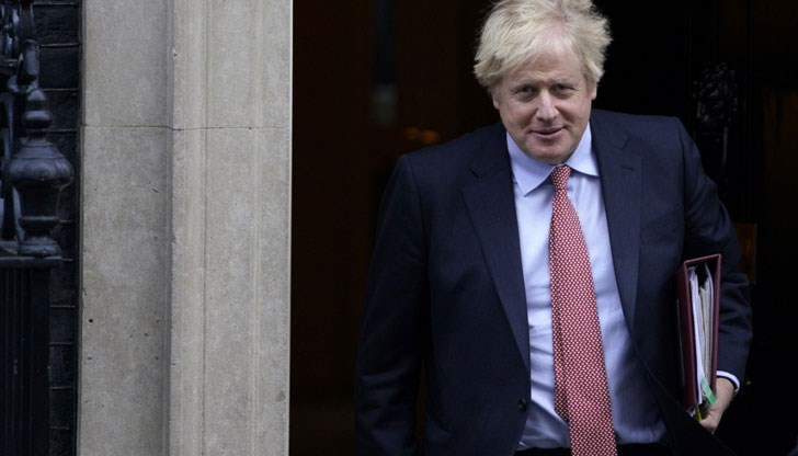 Премиерът Борис Джонсън приветства „колосалните“ усилия да бъдат ваксинирани 10 милиона души Премиерът Борис Джонсън приветства „колосалните“ усилия да бъдат ваксинирани 10 милиона души