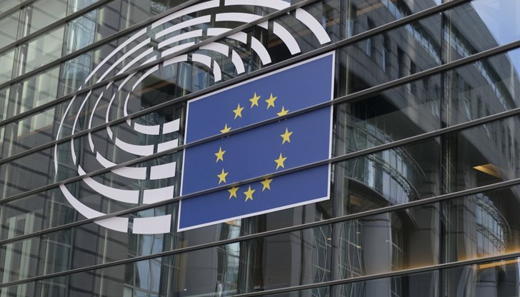 Европейският съд по правата на човека в Страсбург (ЕСПЧ) осъди България по две дела, заведени заради антисемитски и дискриминиращи послания в книги и речи на лидера на „Атака“ Волен Сидеров