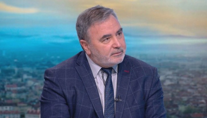 Инфодемията пълни главите на хората с глупости Инфодемията пълни главите на хората с глупости