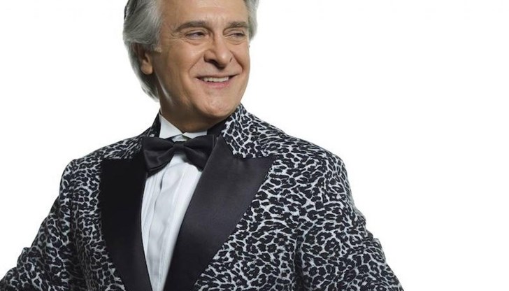 Въпреки спазените изисквания за 30% капацитет на залата и предварително продадените билети, местният РЗИ шеф издал устно разпореждане да се отмени концерта Въпреки спазените изисквания за 30% капацитет на залата и предварително продадените билети, местният РЗИ шеф издал устно разпореждане да се отмени концерта