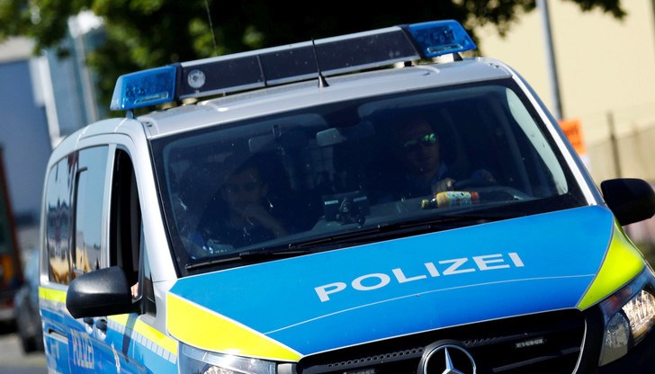 В апартамента му са открити още 9 самоделни взривни устройства В апартамента му са открити още 9 самоделни взривни устройства