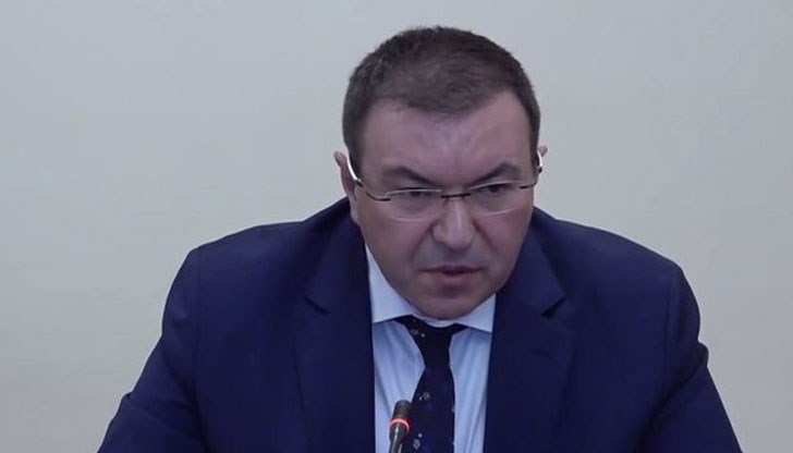 Вероятно, за всичко е виновно обществото. Проф. Ангелов и щабът не може да са виновни Вероятно, за всичко е виновно обществото. Проф. Ангелов и щабът не може да са виновни